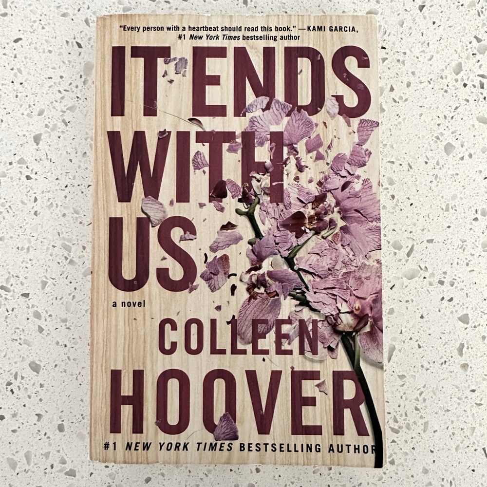 It Ends With Us by Colleen Hoover